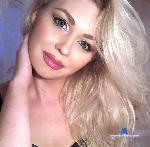 Bella_torn stripchat livecam show performer room profile