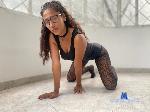 SSAMY_ROBERTS stripchat livecam show performer room profile