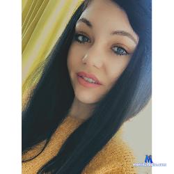 tanya_queen stripchat livecam performer profile