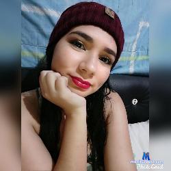 cloe_215 stripchat livecam performer profile