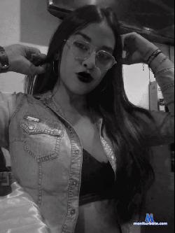 Sophiie_23 stripchat livecam performer profile