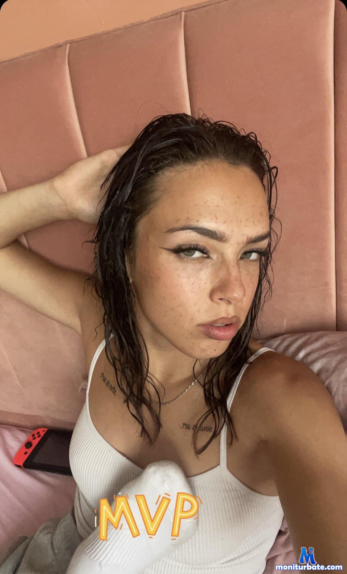 Nataliayes Stripchat performer