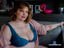 queeninanna stripchat livecam performer profile
