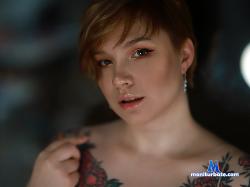 AliceWood stripchat livecam performer profile