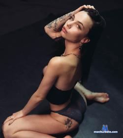 MonikaGat stripchat livecam performer profile