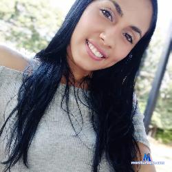 Issabella_23 stripchat livecam performer profile
