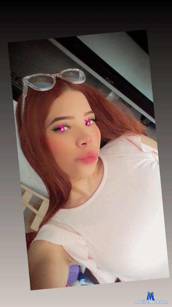 Bunny_Whore Stripchat performer