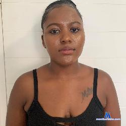 SPICY_CURVES stripchat livecam performer profile
