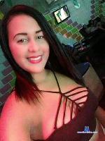 LauraByB stripchat livecam show performer room profile