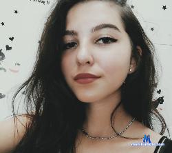 Hot-flower stripchat livecam performer profile