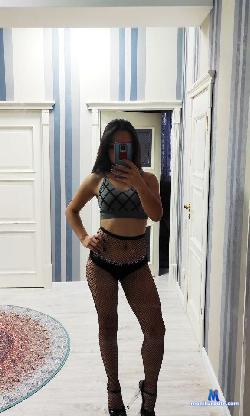 just_dina stripchat livecam performer profile