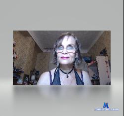 lara_Mflower stripchat livecam performer profile