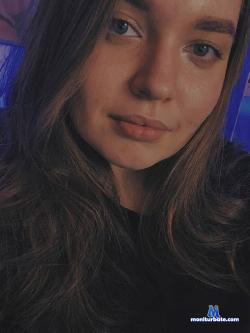 LerieFeel stripchat livecam performer profile