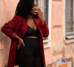 Whitenblack-istry stripchat livecam performer profile