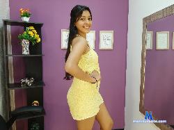 Lorenna_Raine stripchat livecam performer profile