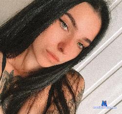 Crystal_Maiden stripchat livecam performer profile