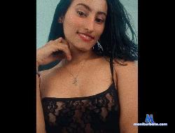 BELLA_QUEENS stripchat livecam performer profile