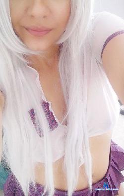 LUNA-ISABELLA stripchat livecam performer profile