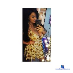 Victoria_Red stripchat livecam performer profile
