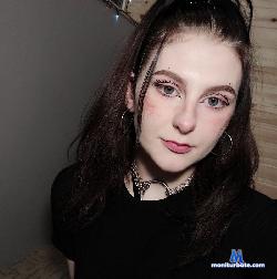 Young_Stephanie stripchat livecam performer profile