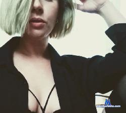 SabinGloss stripchat livecam performer profile