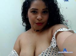C_A_R_O stripchat livecam performer profile