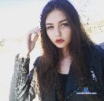 Liraleii stripchat livecam show performer room profile