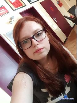 Sommergirl1998 stripchat livecam performer profile