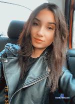 SerenaMain stripchat livecam show performer room profile