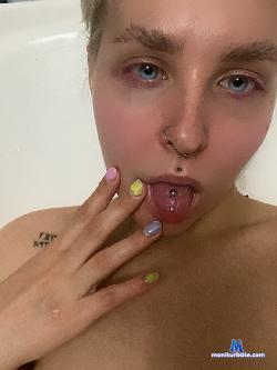 cry_baby21 stripchat livecam performer profile