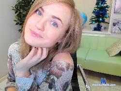 saracake stripchat livecam performer profile