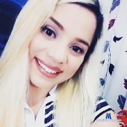 isabellagirl30 stripchat livecam performer profile