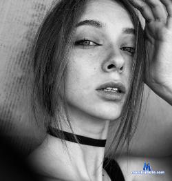 Elliz_cute_ stripchat livecam performer profile