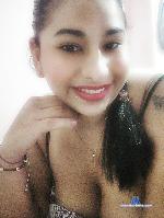 kiara_white stripchat livecam show performer room profile