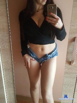 Daryanna stripchat livecam performer profile