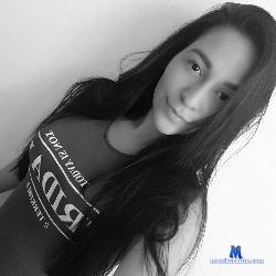 jessilown stripchat livecam performer profile