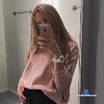 ItsMal1na stripchat livecam show performer room profile