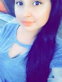 heymollyhot_ stripchat livecam performer profile