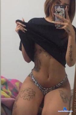 Sophie_Moonly stripchat livecam performer profile