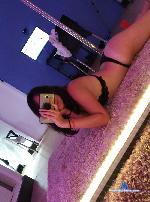 april_thompson stripchat livecam show performer room profile