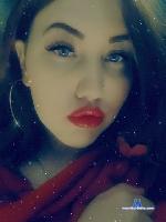 DinaVery stripchat livecam show performer room profile