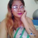 hotmoms4u stripchat livecam show performer room profile