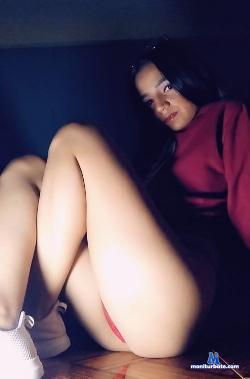 wanda- stripchat livecam performer profile