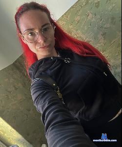 Alina-Lou stripchat livecam performer profile