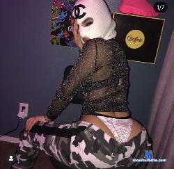 maybebabyy stripchat livecam performer profile