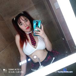 delfyy stripchat livecam performer profile