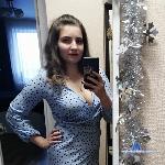 _ChloeYoung stripchat livecam show performer room profile