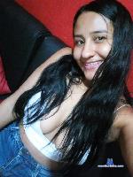 cloe_latin stripchat livecam show performer room profile