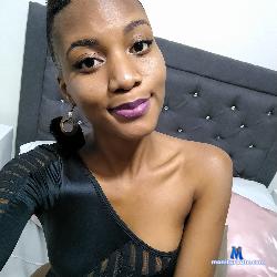 AnneLauren stripchat livecam performer profile