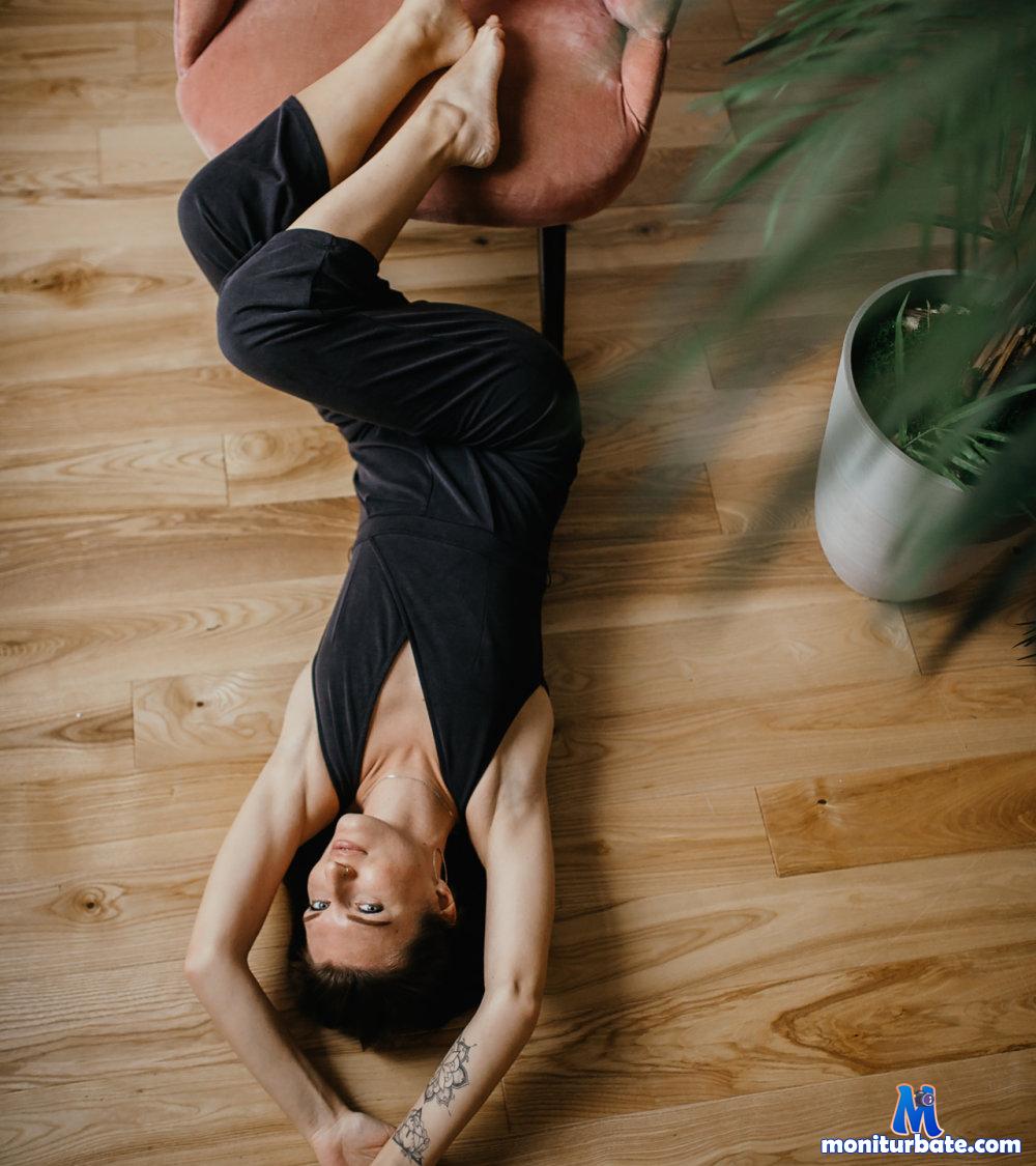 Roxy_Foxxxx Stripchat performer girls age Young hair Color Blonde do Dance auto Tag Hd ethnicity White hair Color Red do Talk do Twerk subculture Student hair Color Black body Type Medium small Audience auto Tag New private Price Eight auto Tag P2 P do Erotic Dance